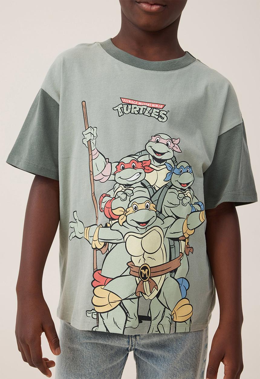 Cotton On - License drop shoulder short sleeve tee - lcn nic deep sage & swag green/tmnt bff
