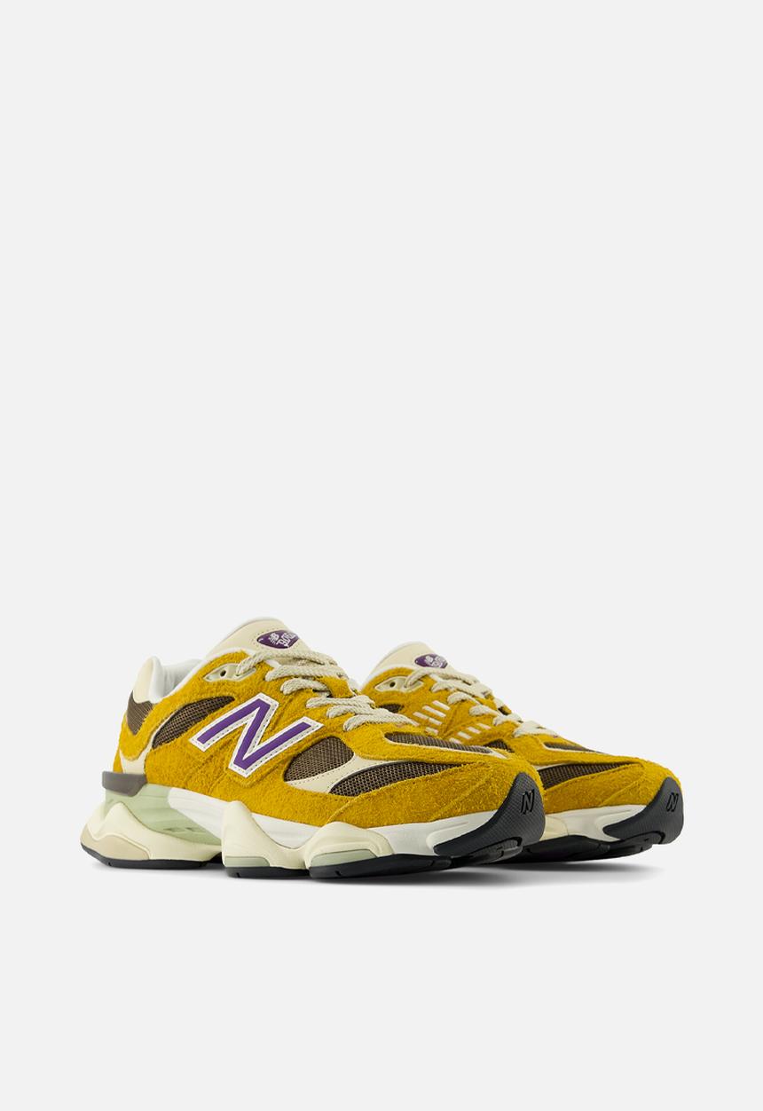New Balance  - 9060