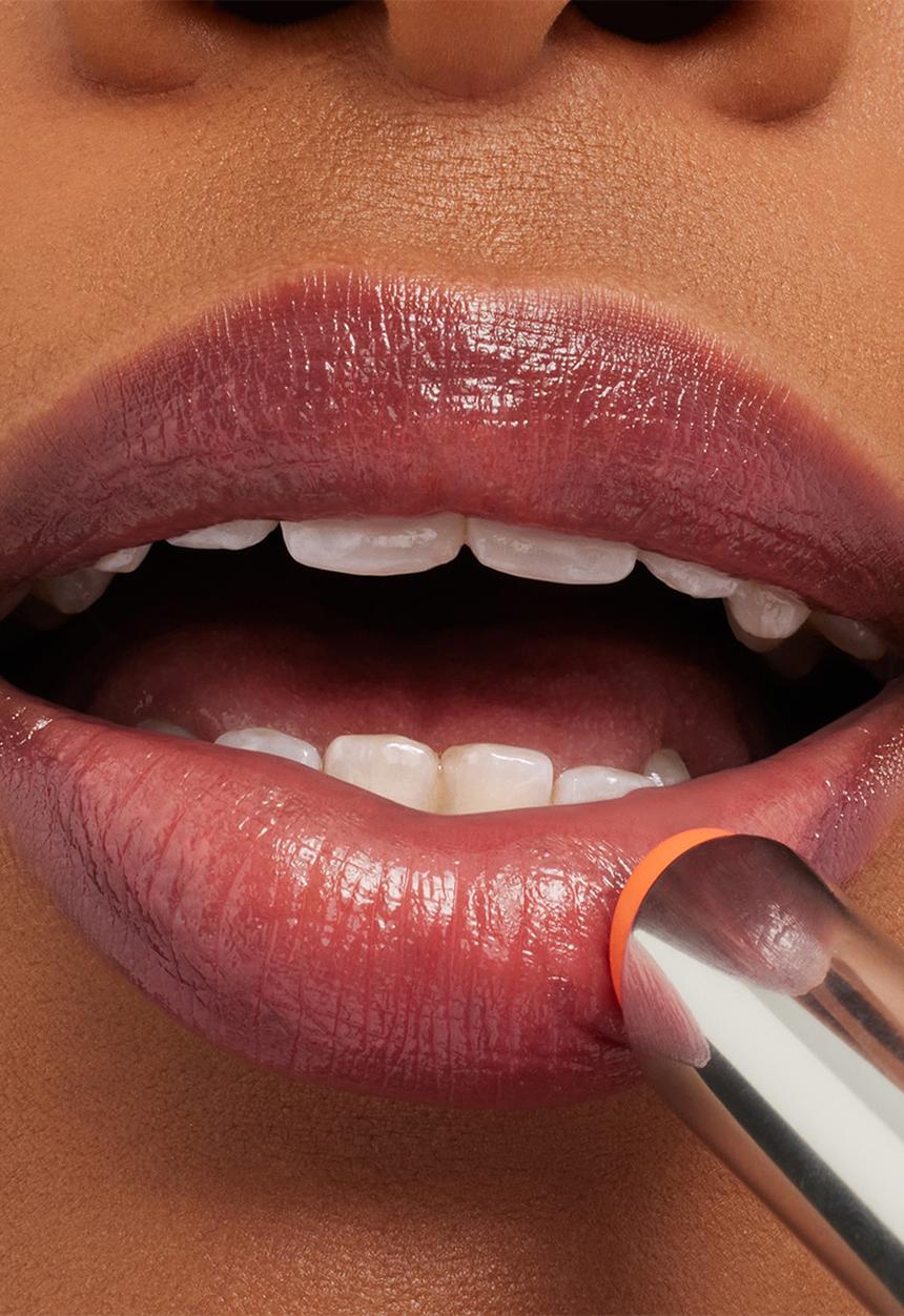 MAC - Glow Play Tendertalk Lip Balm - Candid