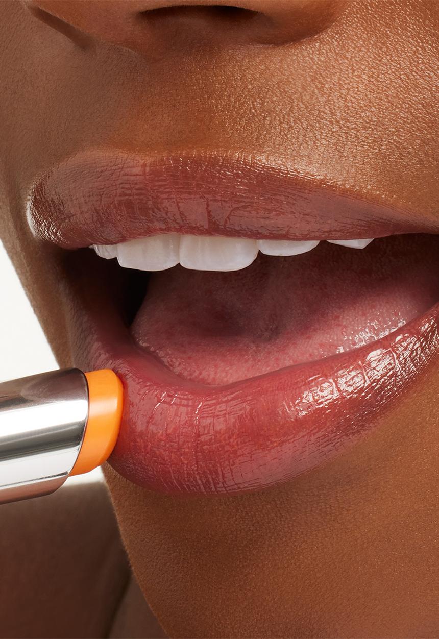 MAC - Glow Play Tendertalk Lip Balm - Oops!