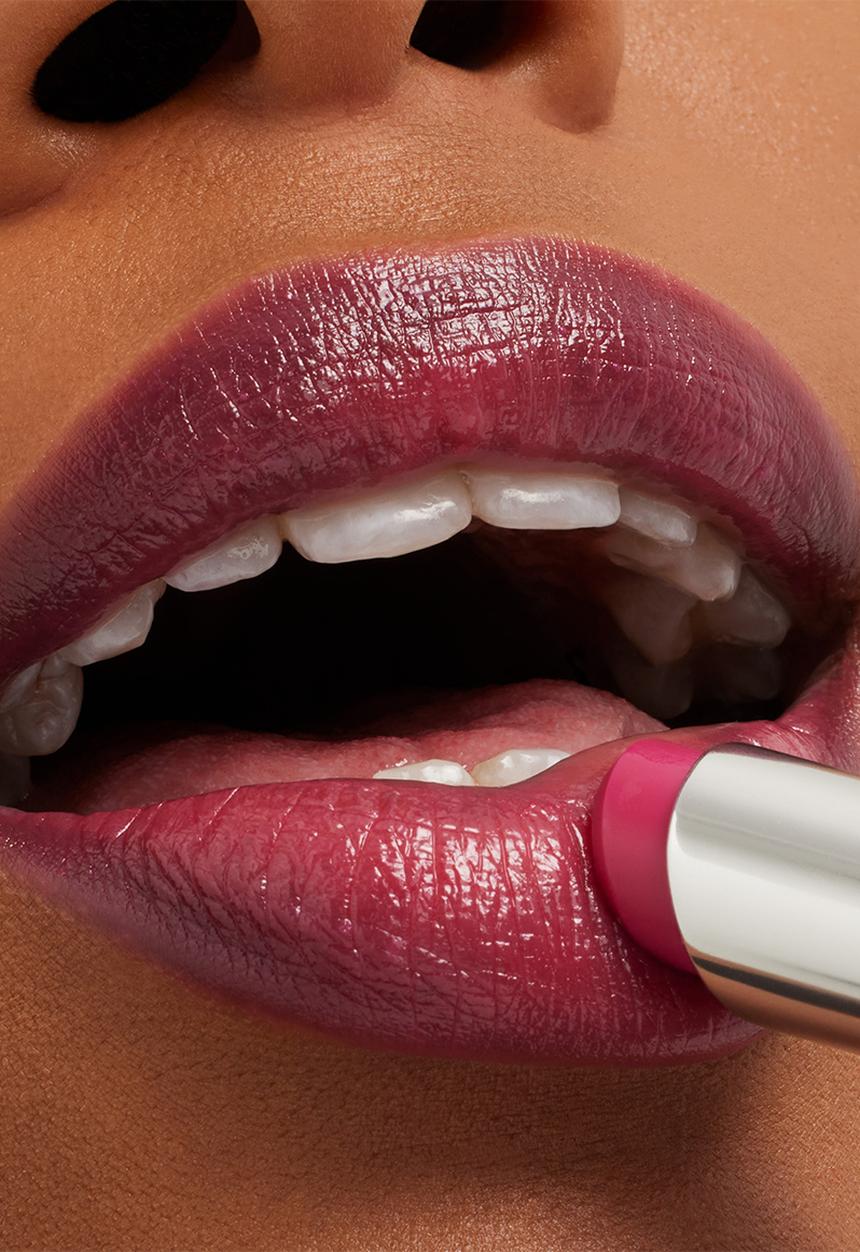 MAC - Glow Play Tendertalk Lip Balm - Beyond