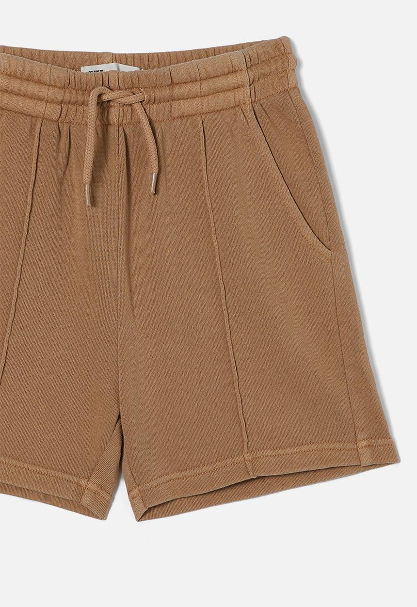 Cotton On - Henry slouch short - taupy brown garment dye
