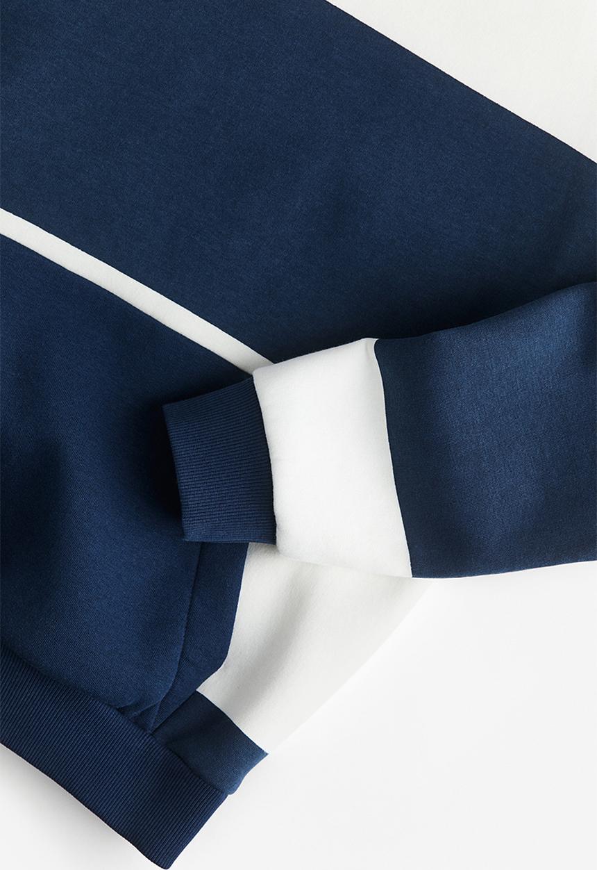 H&M - Patterned hoodie - dark blue block-coloured 