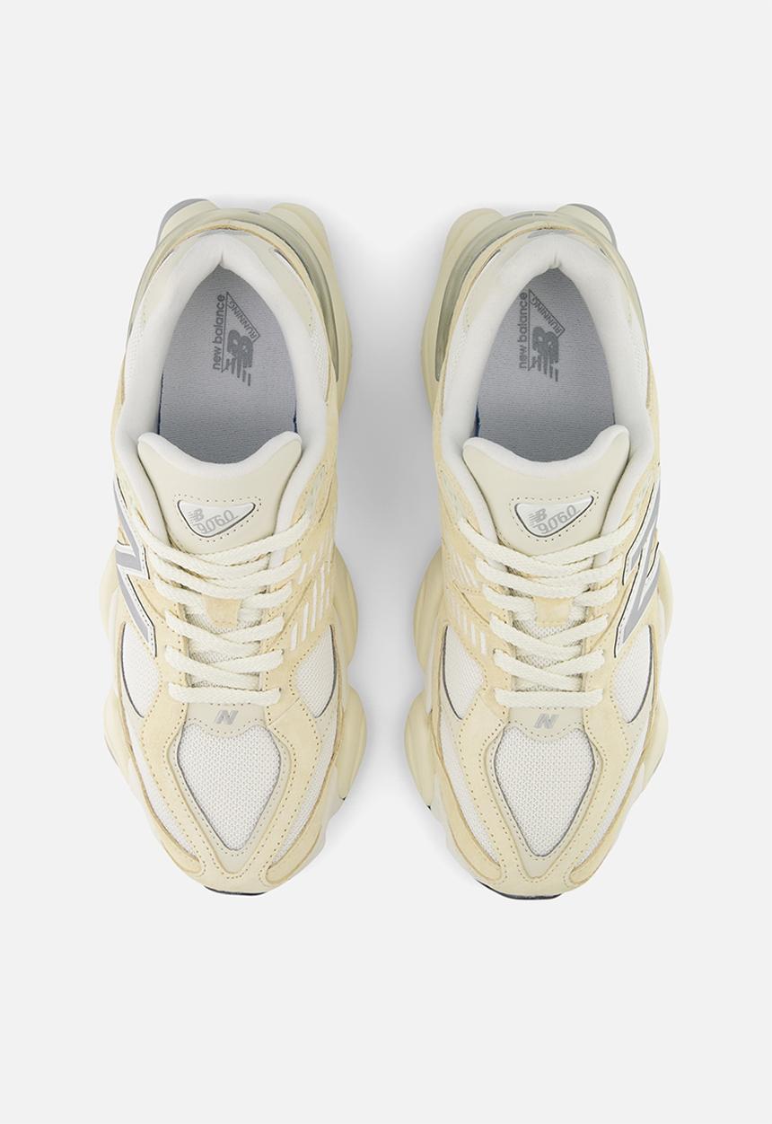 New Balance  - 9060