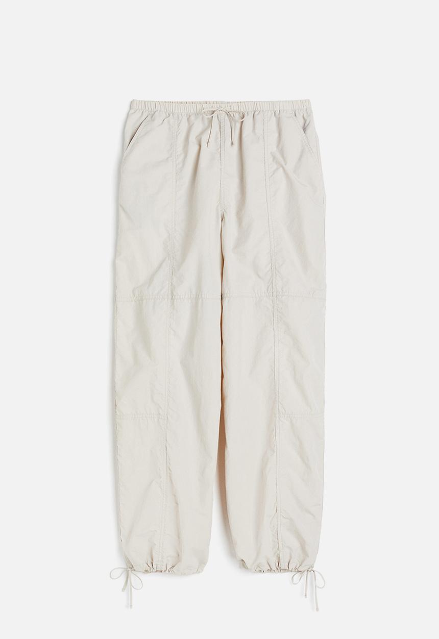 H&M - Nylon parachute trousers - light beige