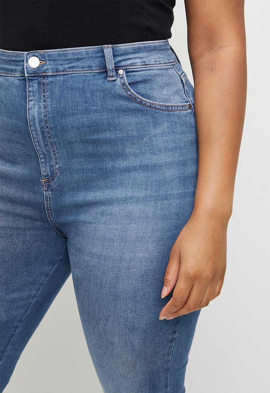 Cotton On - Plus Curvy High Stretch Skinny Jean - Freshwater Blue