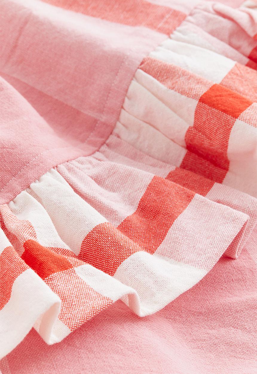 H&M - Frill-trimmed cotton tablecloth - pink & checked