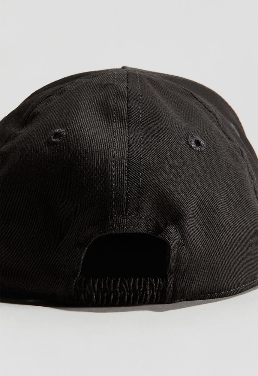 Motif-detail cap - dark grey mickey mouse - 1201815002