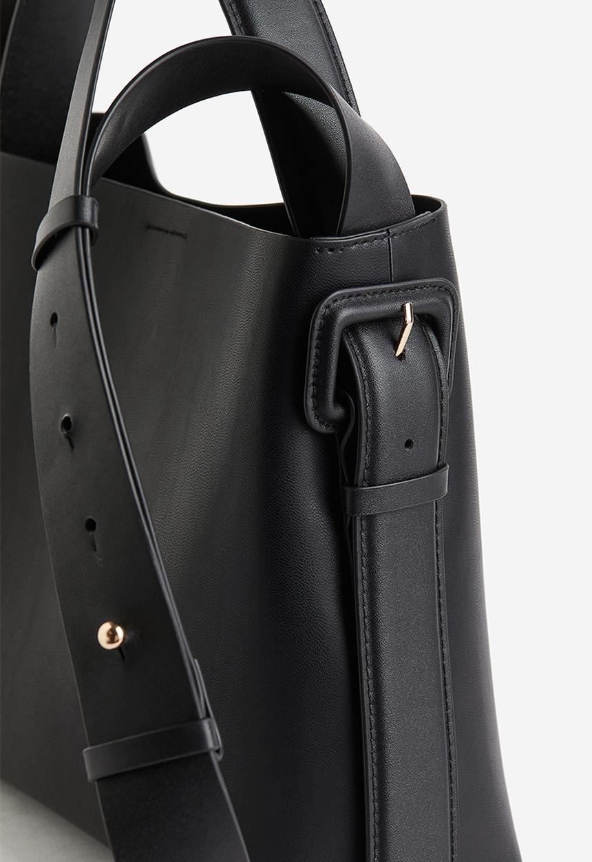 H&M - Crossbody bag - black
