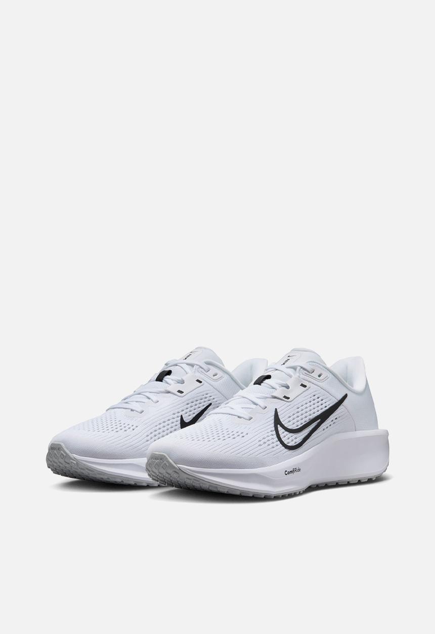 Nike - Quest 6