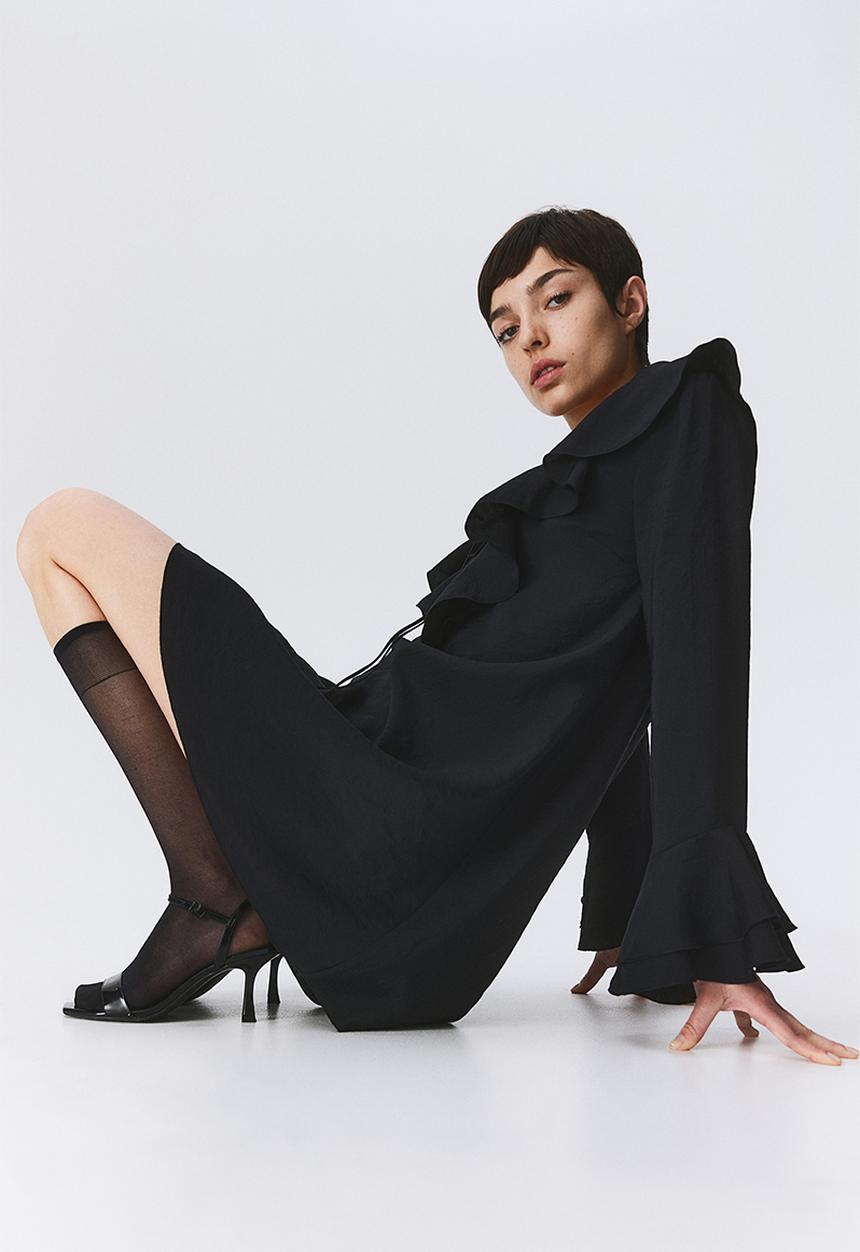 H&M - Flounce-trimmed dress - black