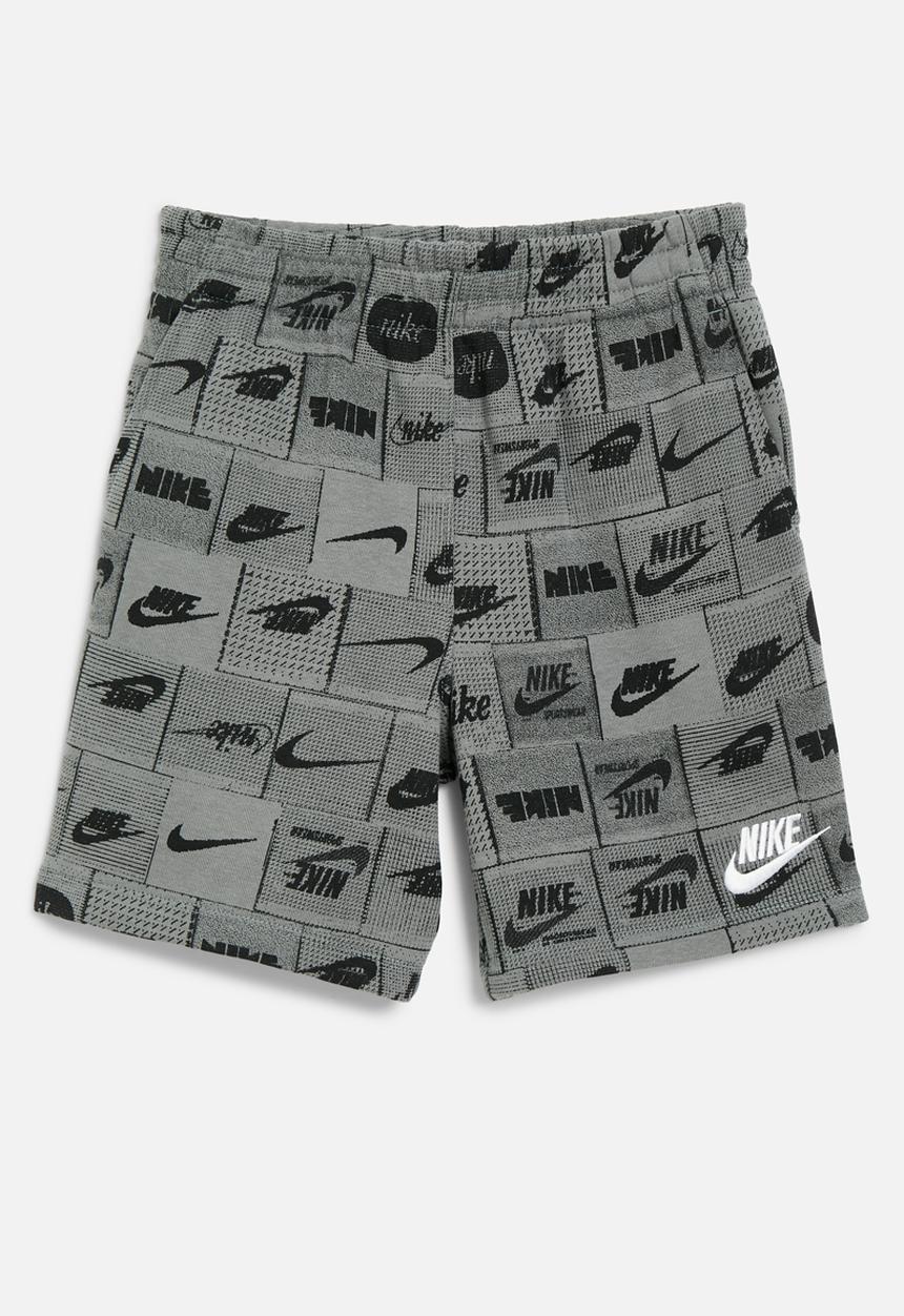 Nike - Nkb b nsw club ssnl aop short - smoke grey