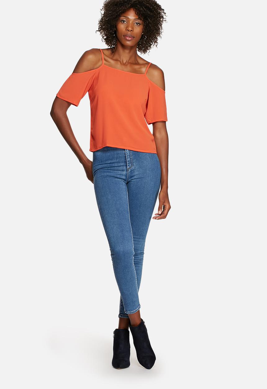Glamorous - Cold shoulder top