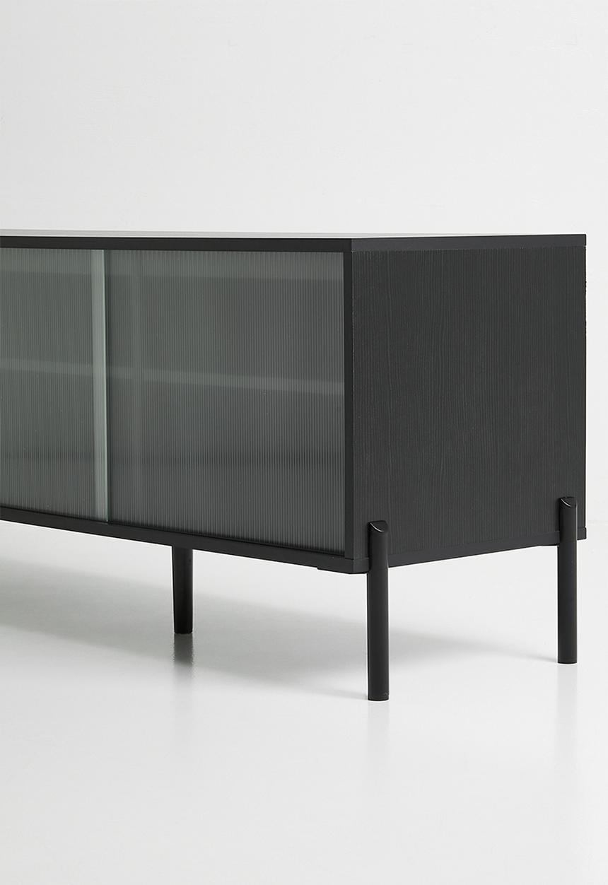 Sixth Floor - Beatrice media Unit-Black
