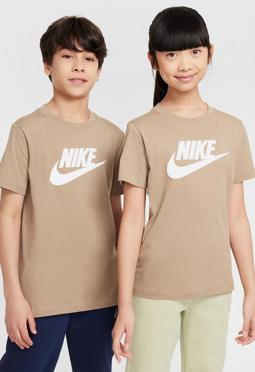 Nike - Kids Nike Sportswear futura t-shirt