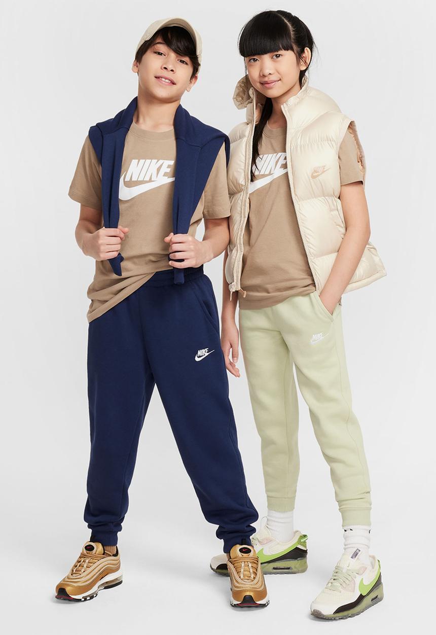 Nike - Kids Nike Sportswear futura t-shirt