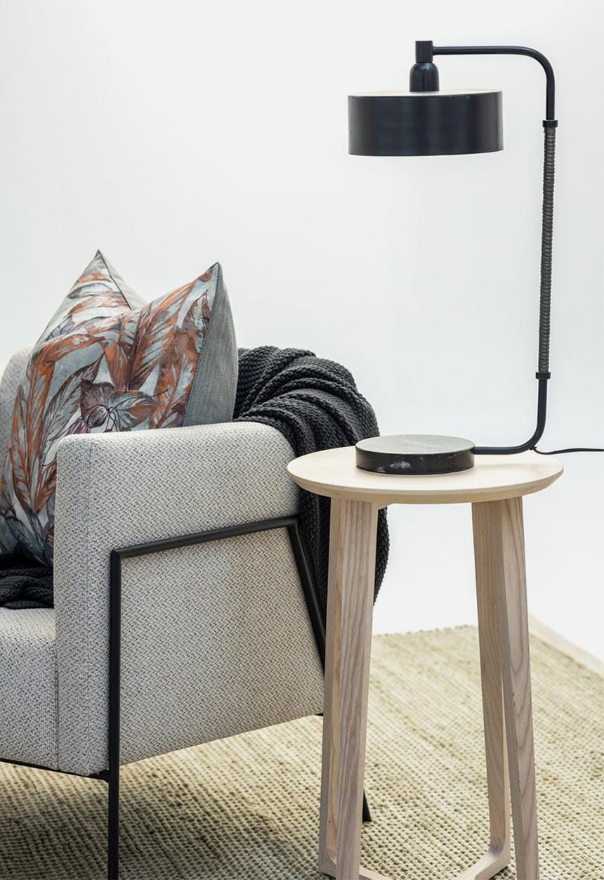 Hertex Haus - Nostalgic Bedside Lamp - Ebony