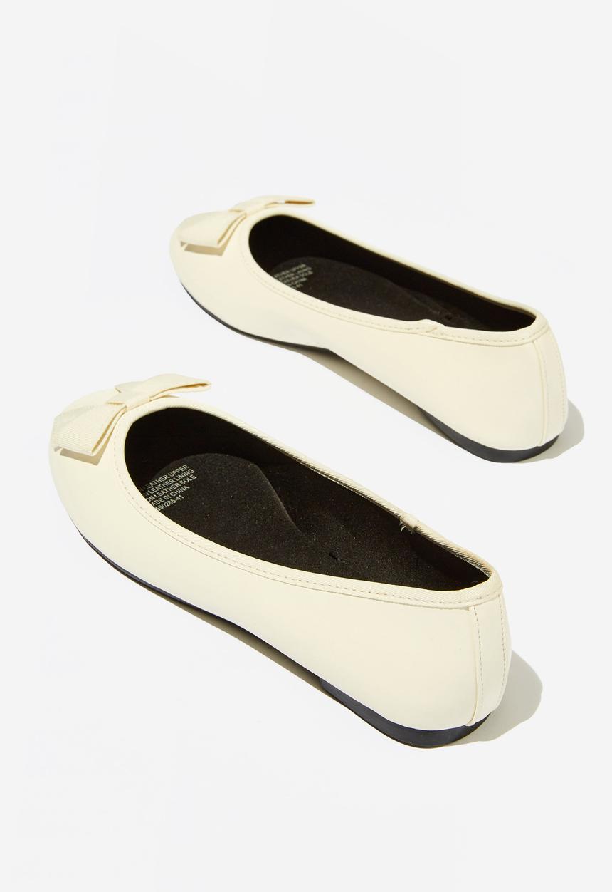 Cotton On - Emma bow ballerina - vanilla smooth