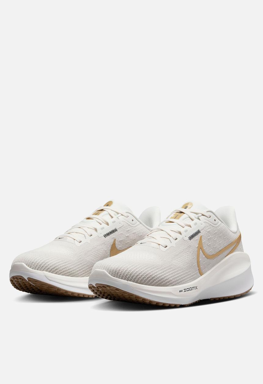 Nike - Vomero 17