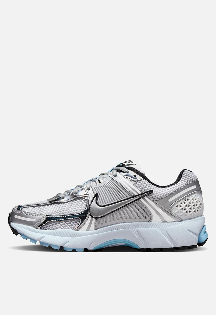 Nike - Zoom Vomero 5