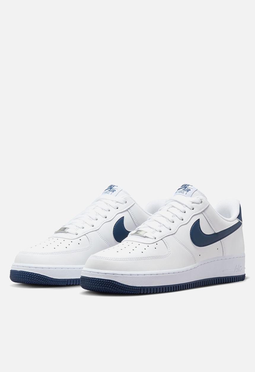 Nike - Air Force 1 '07