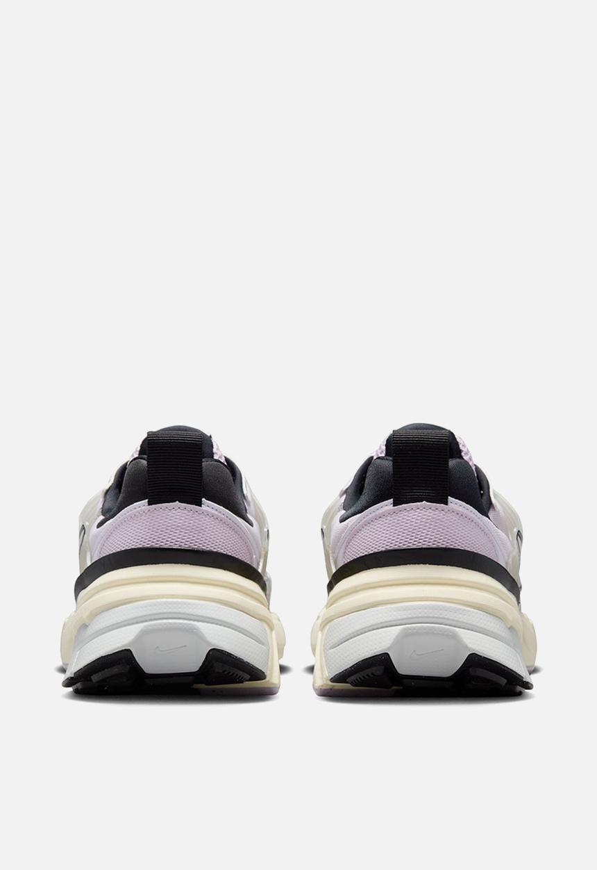 Nike - V2K RUN