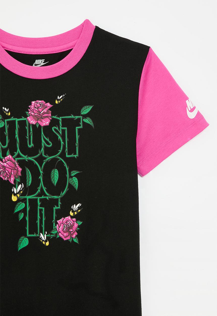Nike - Nkg boxy short sleeve dress - black & pink 