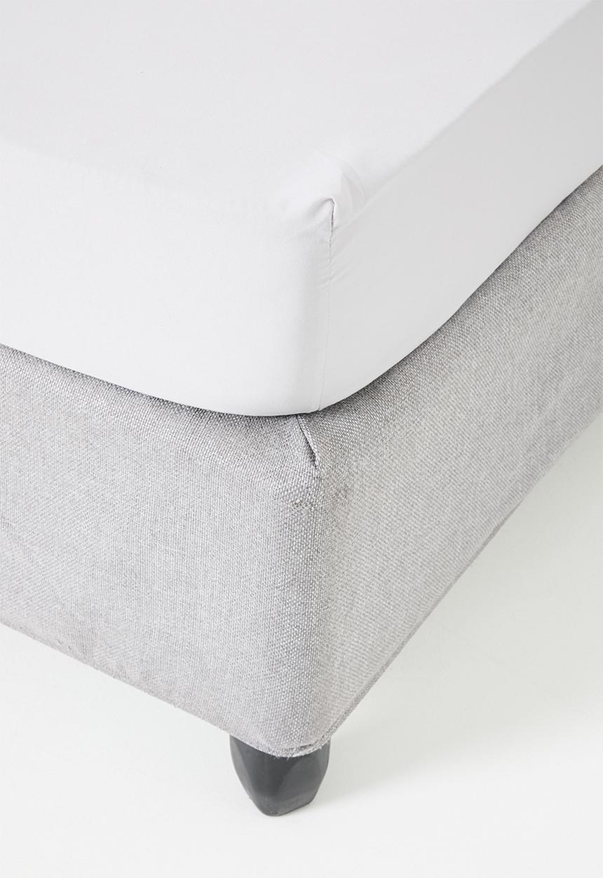 Sixth Floor - Recycled microfibre fitted sheet - soft grey