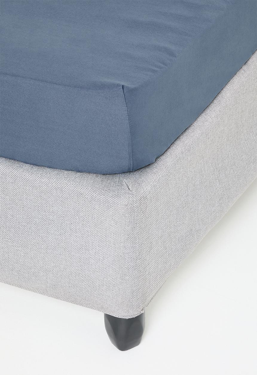 Sixth Floor - Recycled microfibre fitted sheet - steel blue