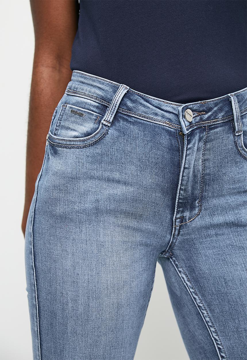 mila-rose-mid-waist-skinny-with-back-pocket-embroidery-light-vint