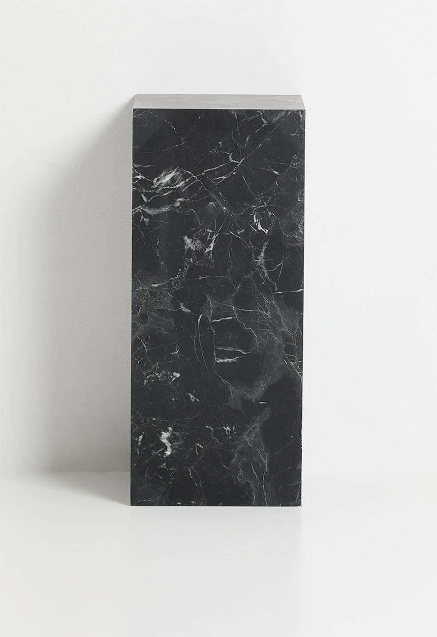 Me&Co - Onyx Plinth- Faux Black marble 