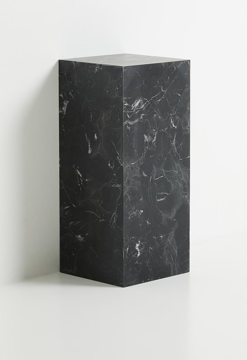 Me&Co - Onyx Plinth- Faux Black marble 