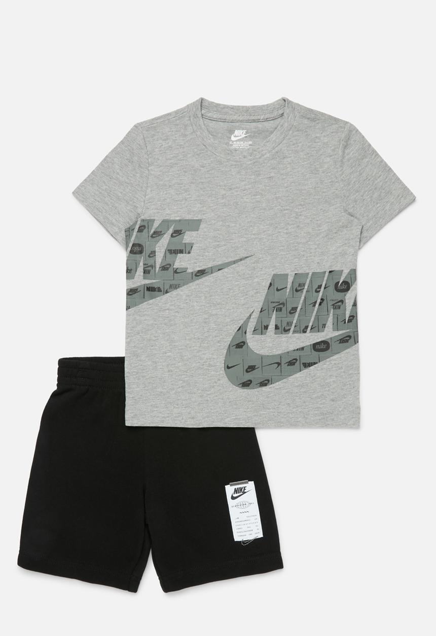 Nike - Nkb b nsw club splty ft short - black