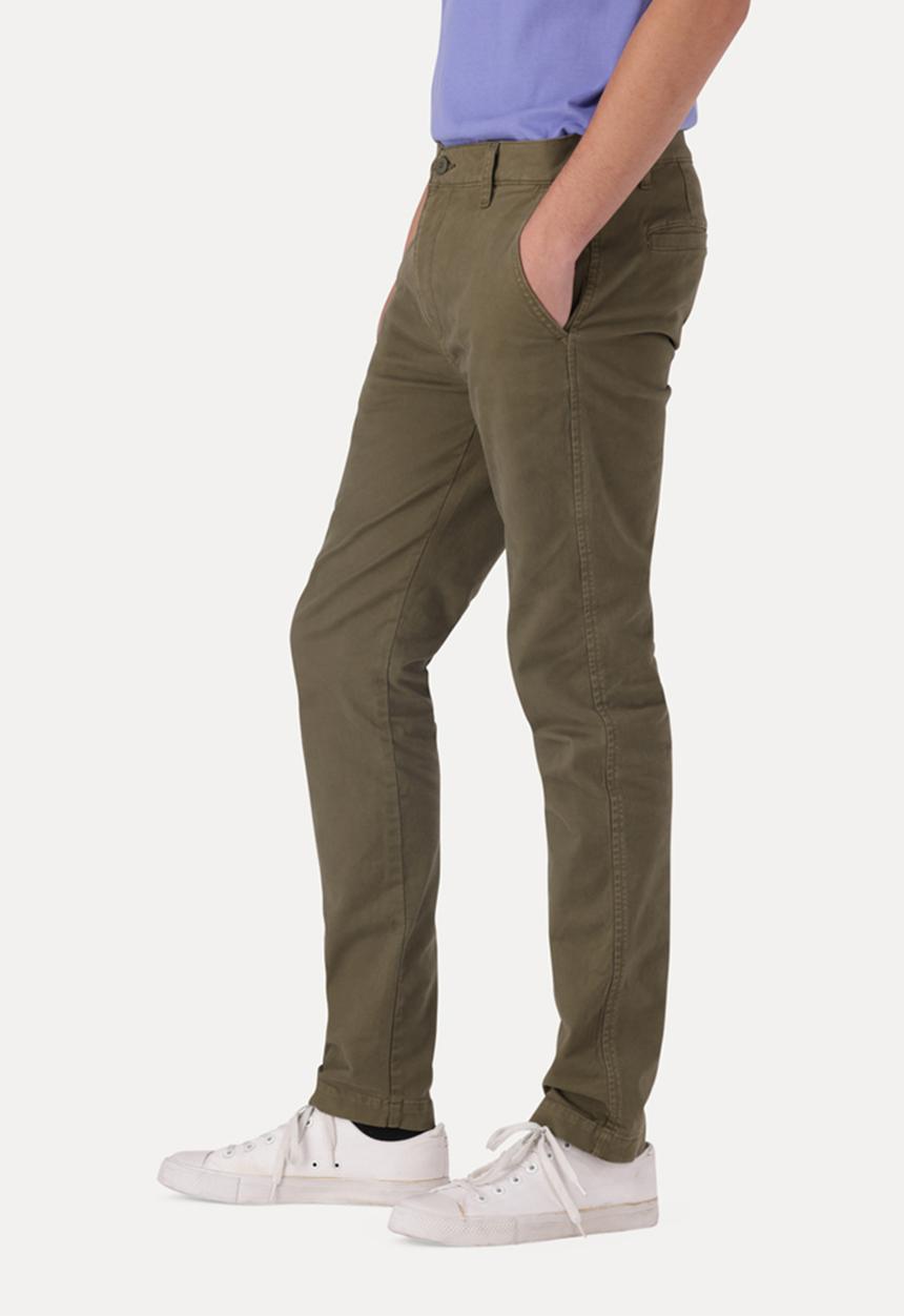 Levi’s® - Chino slim iii za - olive night shady 