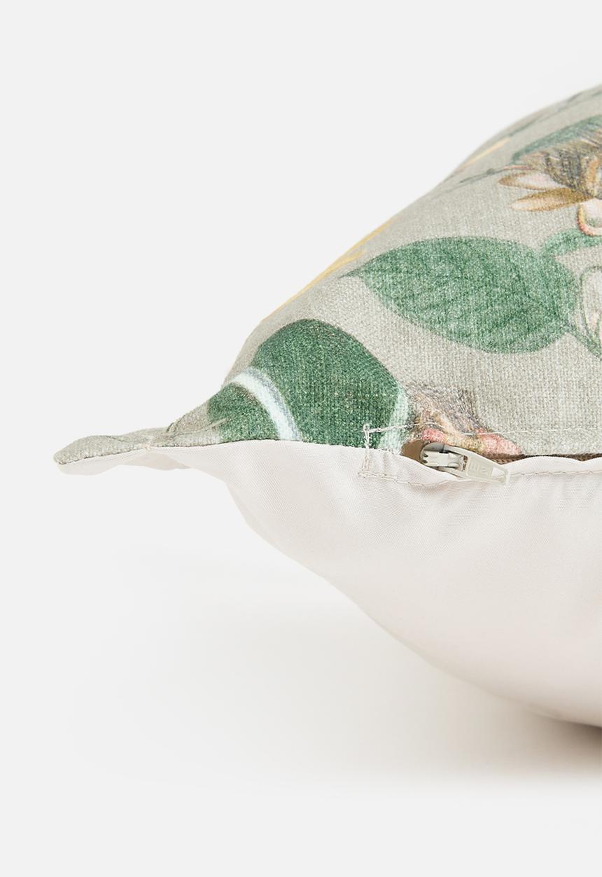 Grey Gardens - Antique flower cushion cover - multi
