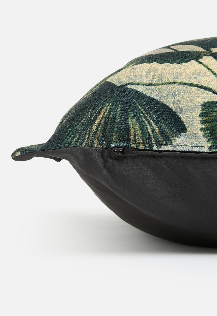 Grey Gardens - Wild flower cushion cover - green