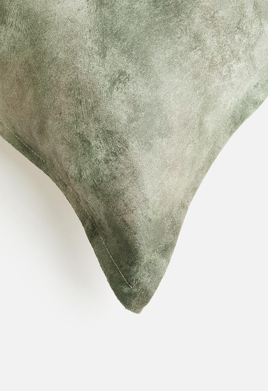 Grey Gardens - Savannah hide cushion cover - moss