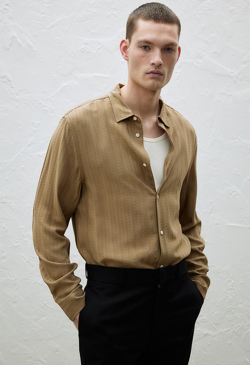 H&M - Regular fit textured shirt - green