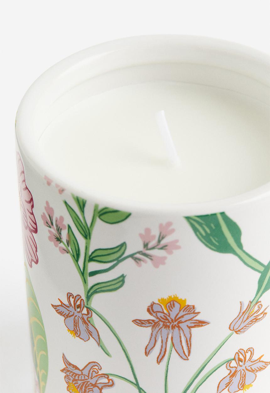 H&M - Scented candle in a ceramic holder - white grapefruit nectar