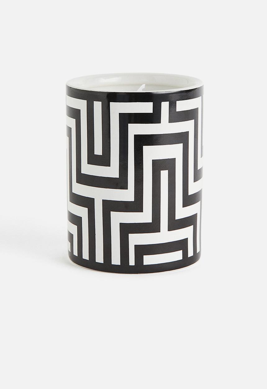 H&M - Scented candle in a ceramic holder - black untamed rose