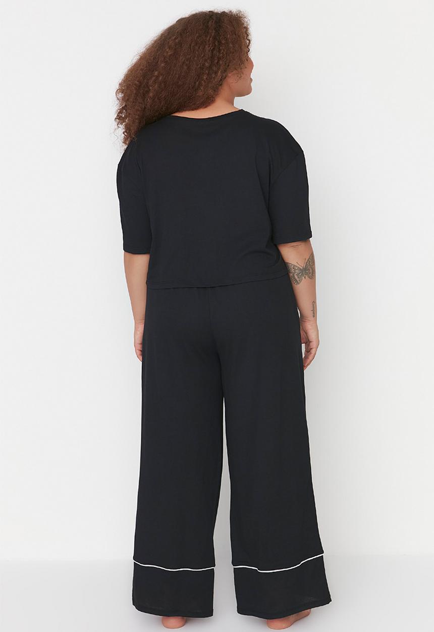 Trendyol - Plus Printed Wide Leg Crop Boy Knitted Pajamas Set - Black
