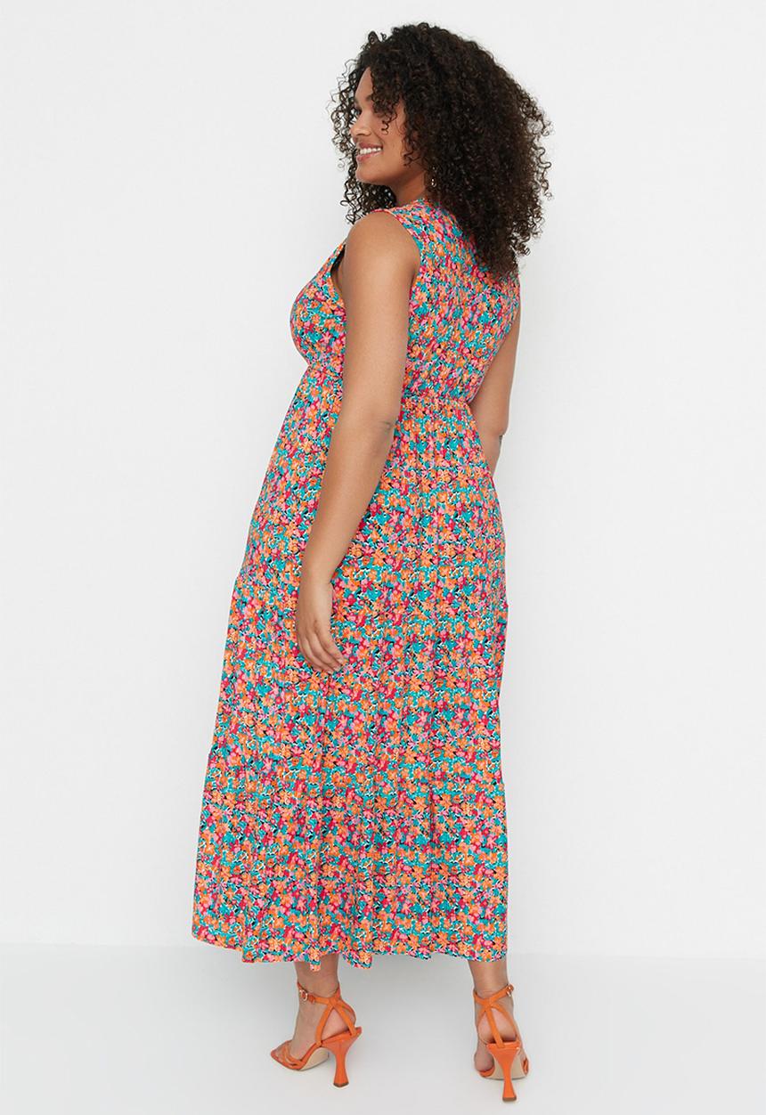 Trendyol - Plus A-line Floral Pattern Knitted Dress - Multi