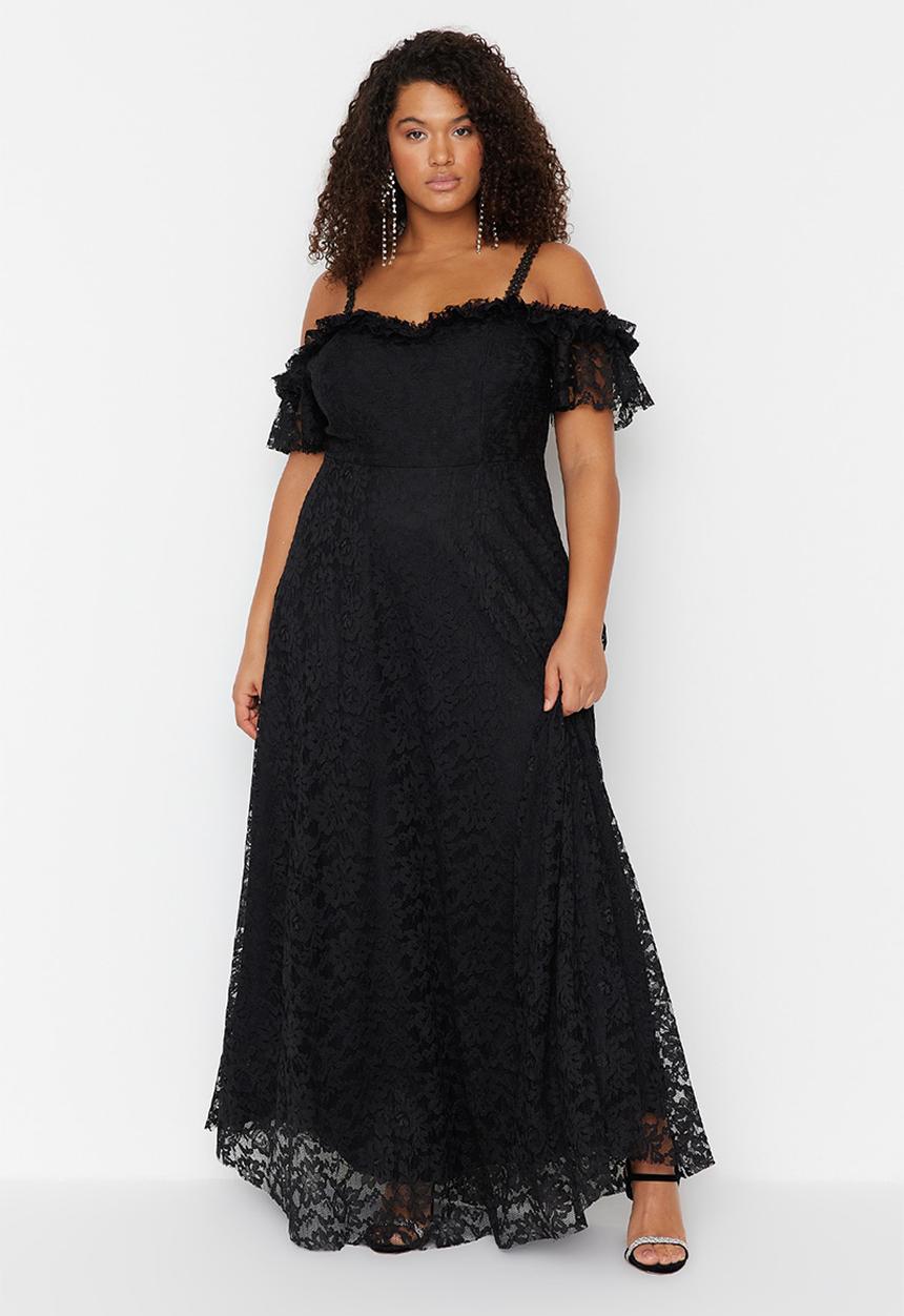 Trendyol - Plus size strap a-line lace maxi evening dress - black