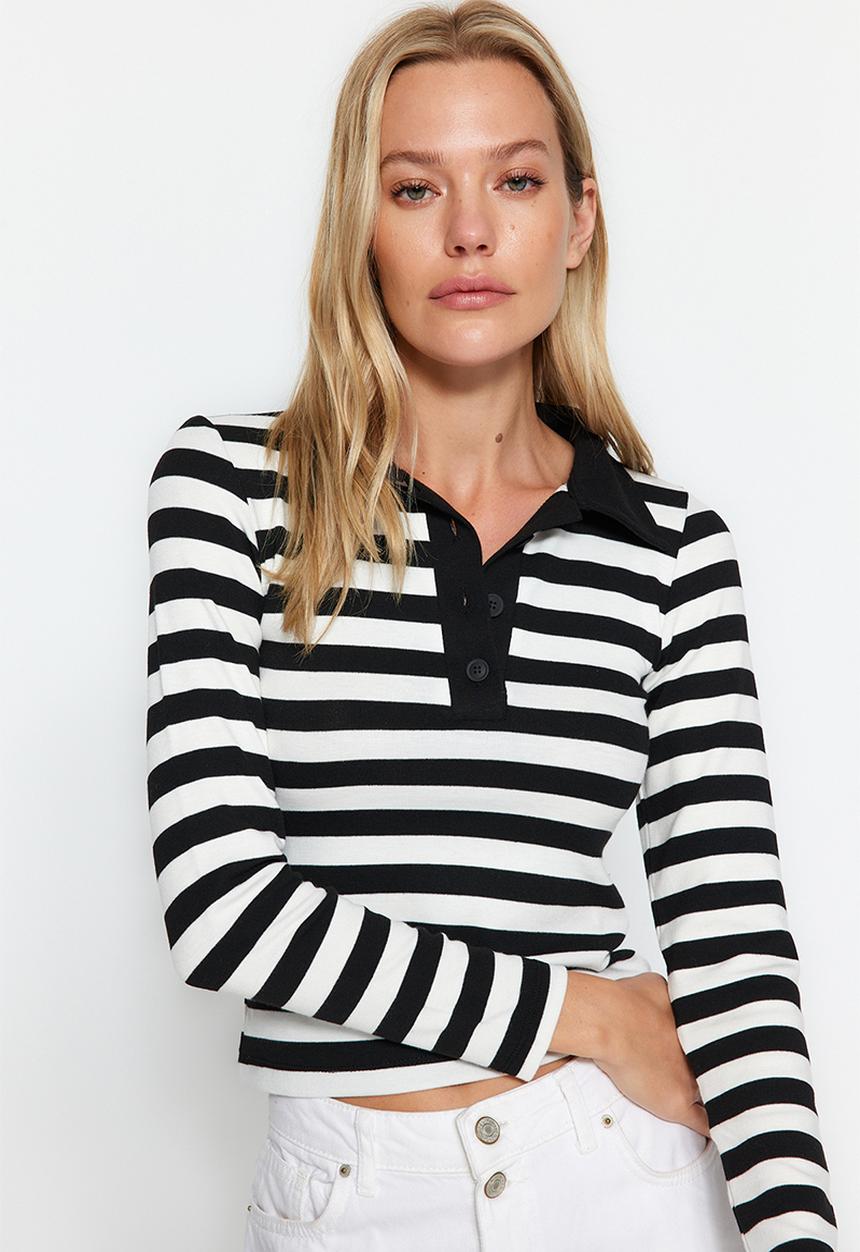 Trendyol - Striped fitted/simple polo collar knitted top with buttons - black