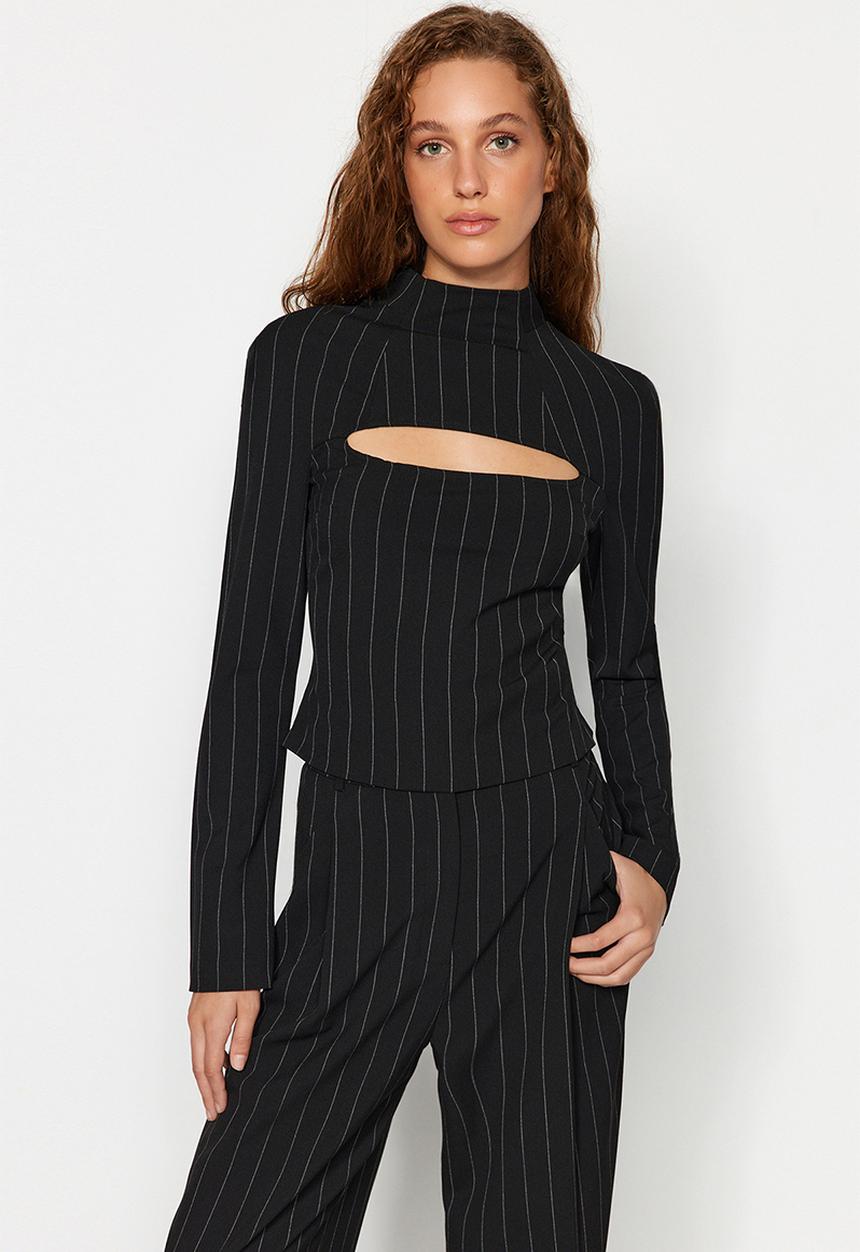 Trendyol - X Sagaza Studio Polyviscon Blouse with Striped Cut Out Detail - Black