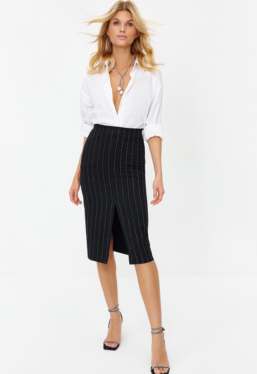 Trendyol - Fitted Woven Shiny Stone Skirt - Black