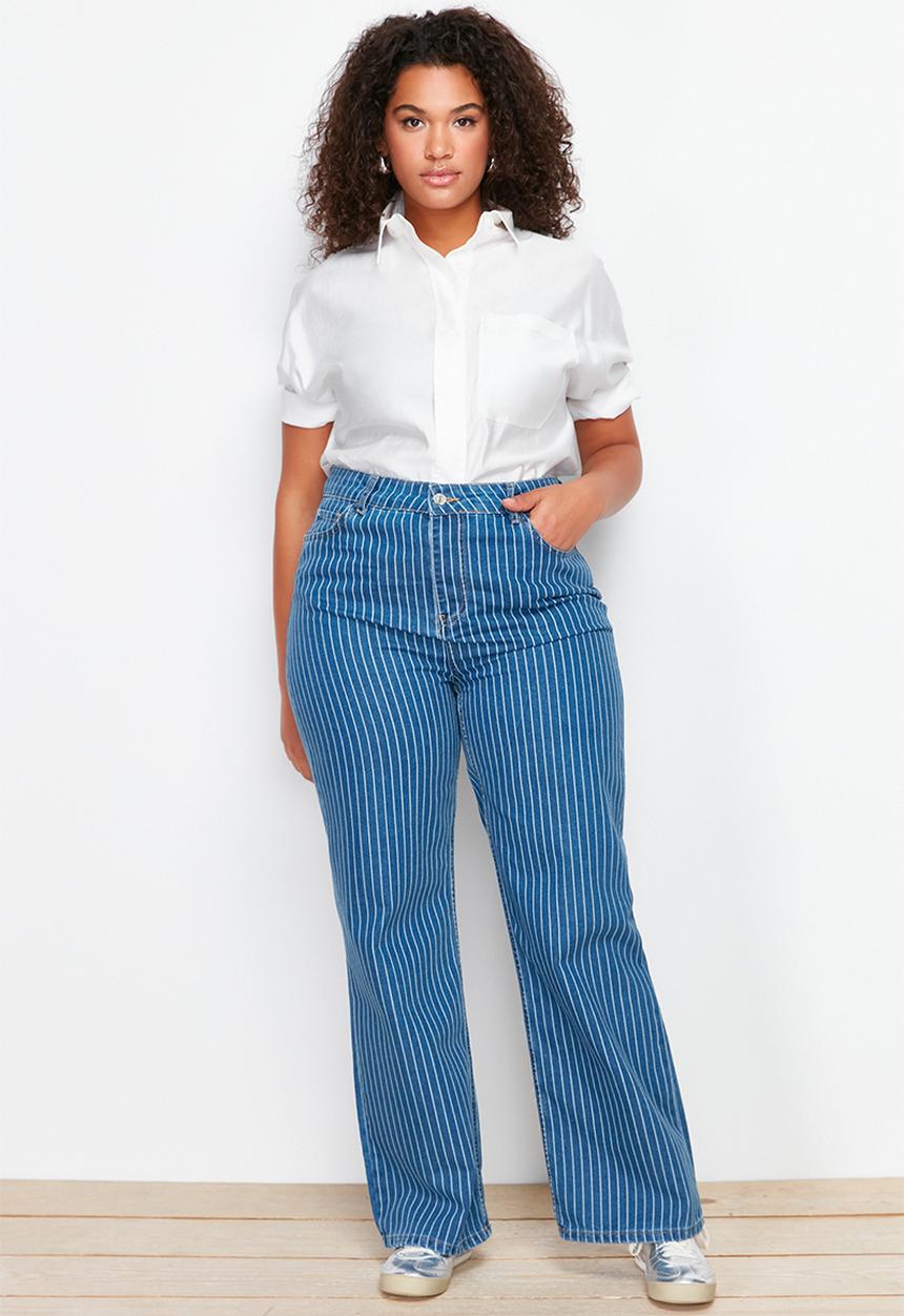 Trendyol - Plus Striped Wide Cut Jeans - Dark Blue