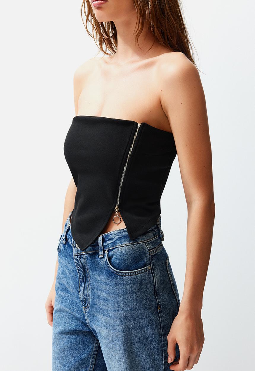Trendyol - Zippered asymmetric strapless crop knitted blouse - black