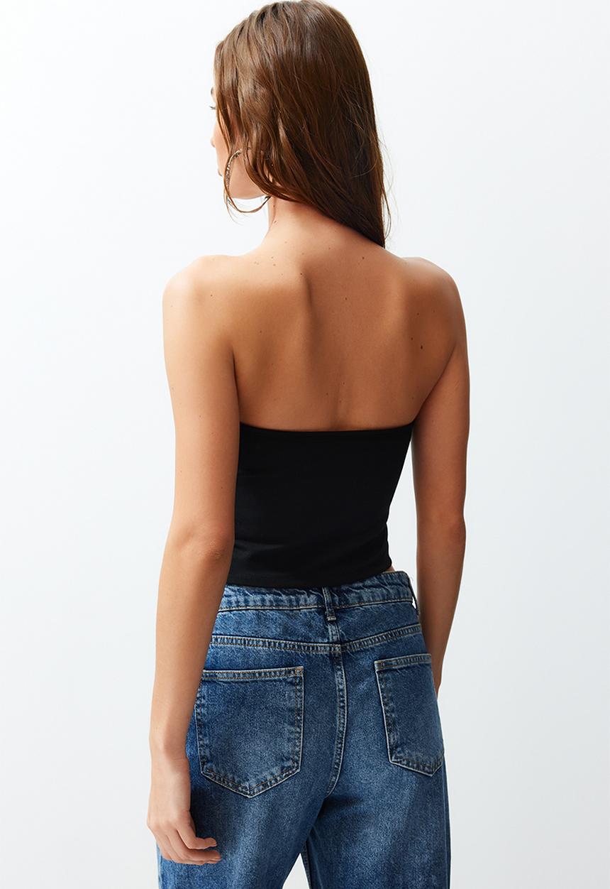 Trendyol - Zippered asymmetric strapless crop knitted blouse - black
