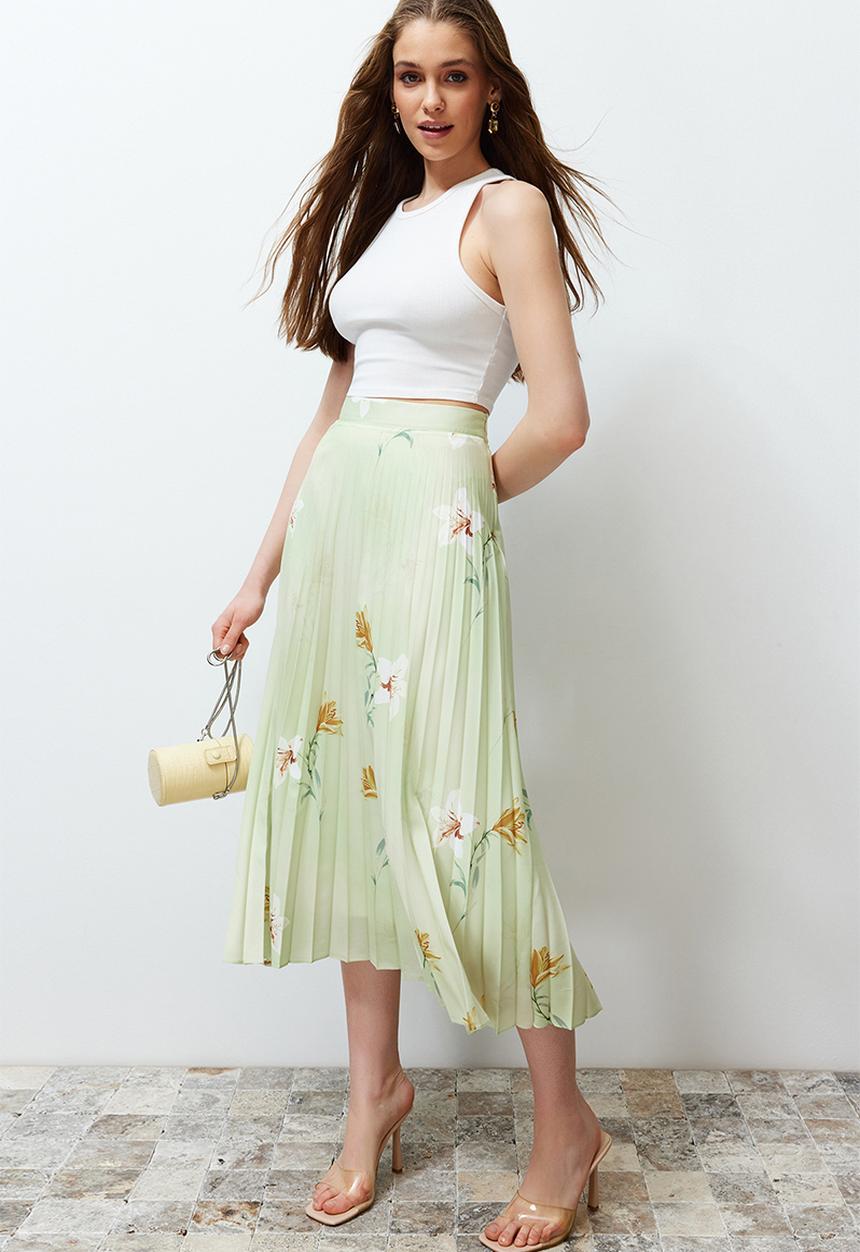 Trendyol - Floral Pattern Pleated Satin Fabric Maxi Length Woven Skirt - Green